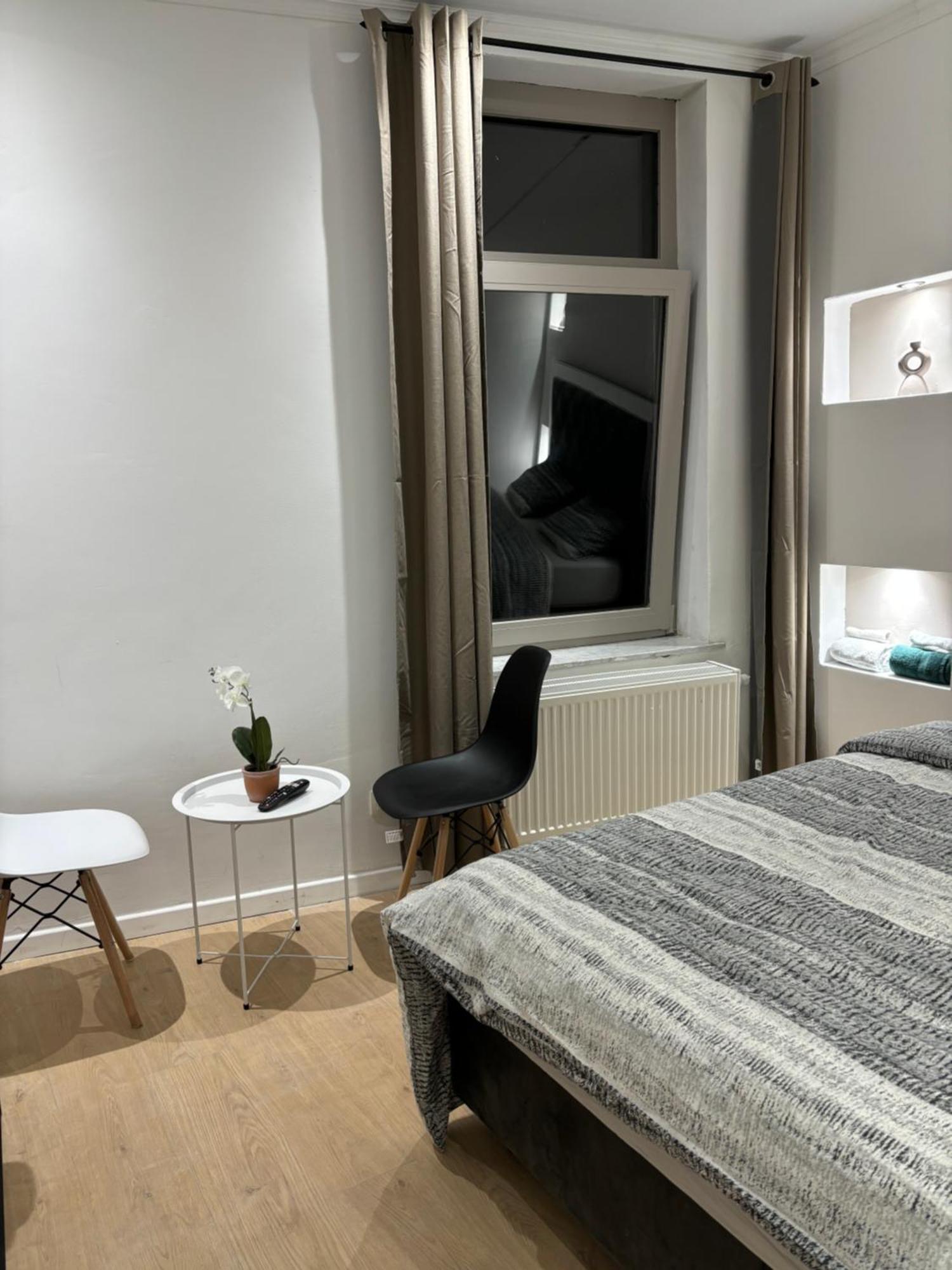 Ubuntu House - Charleroi Apartment Ngoại thất bức ảnh